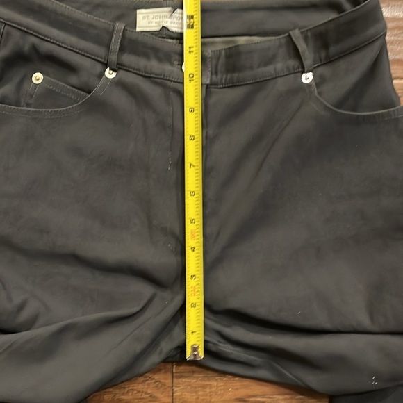 St. John Sport by Marie Gray Pants Waist 30 Inches - Picture 5 of 10